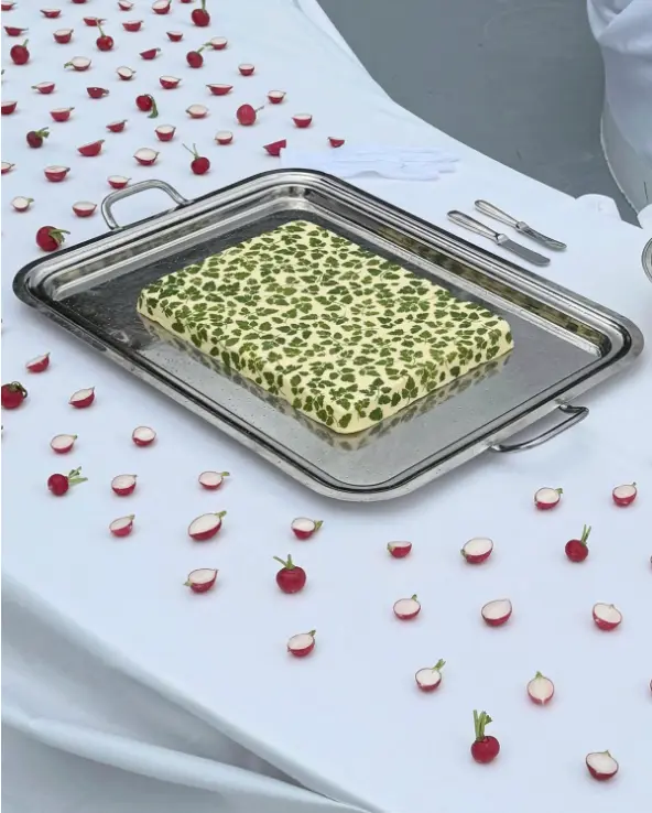 Papelería artesanal con caligrafía